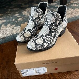 Lucky Brand Women's Black and Cream Snake Print Ankle Boots